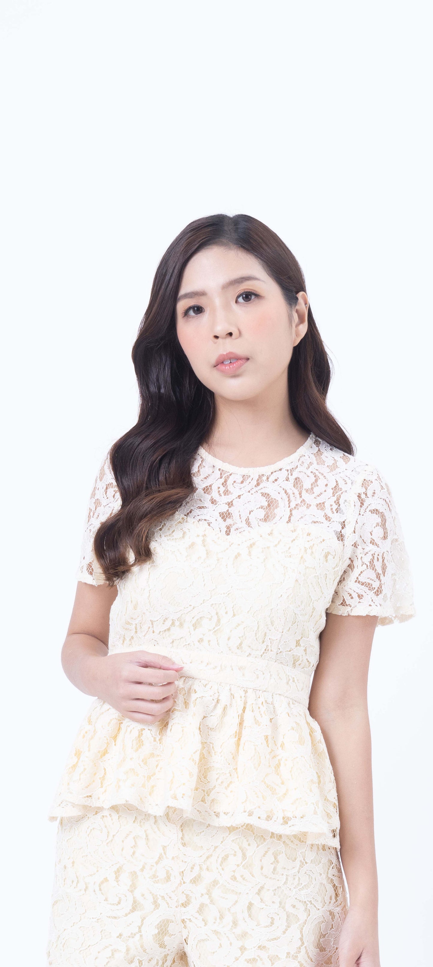 Tonal Lining Lace Peplum Hem Top