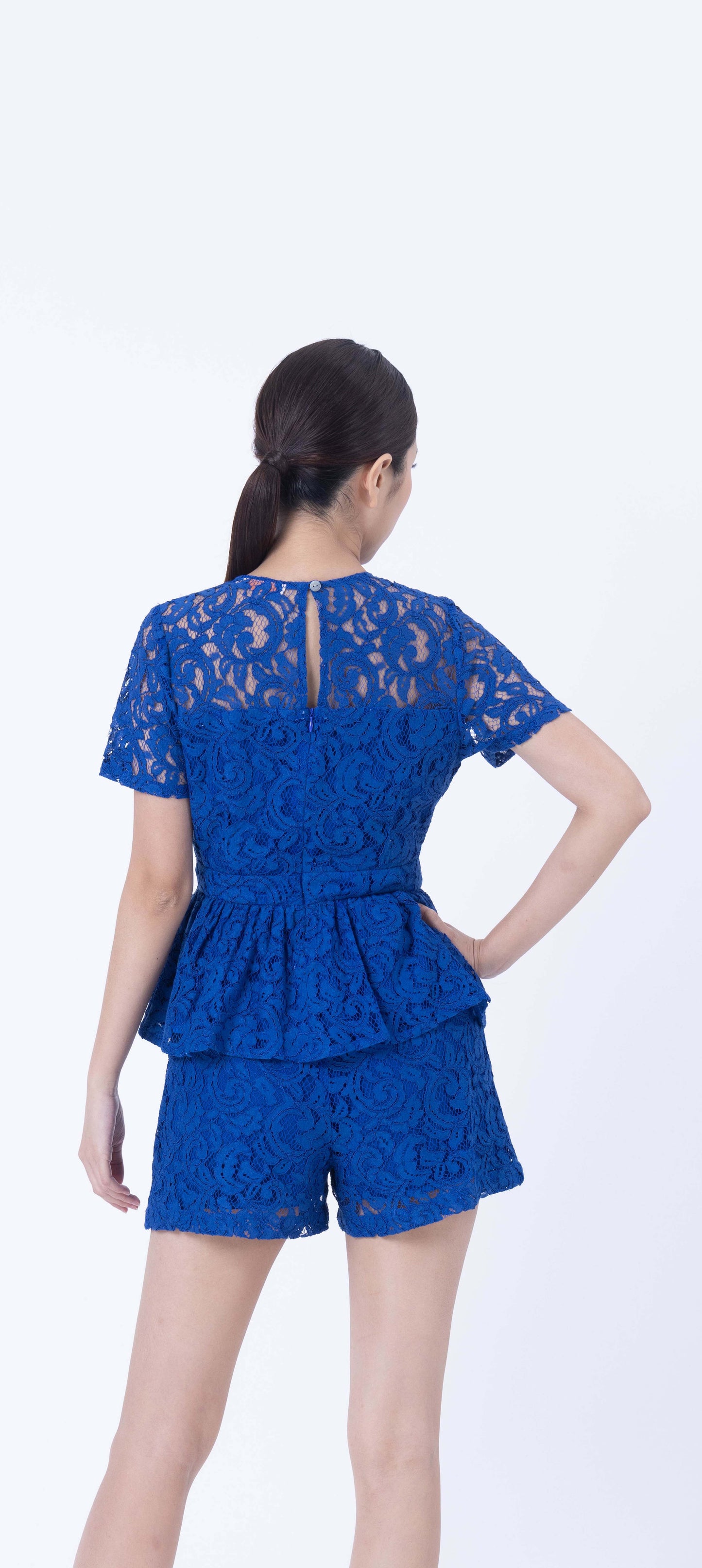 Tonal Lining Lace Peplum Hem Top