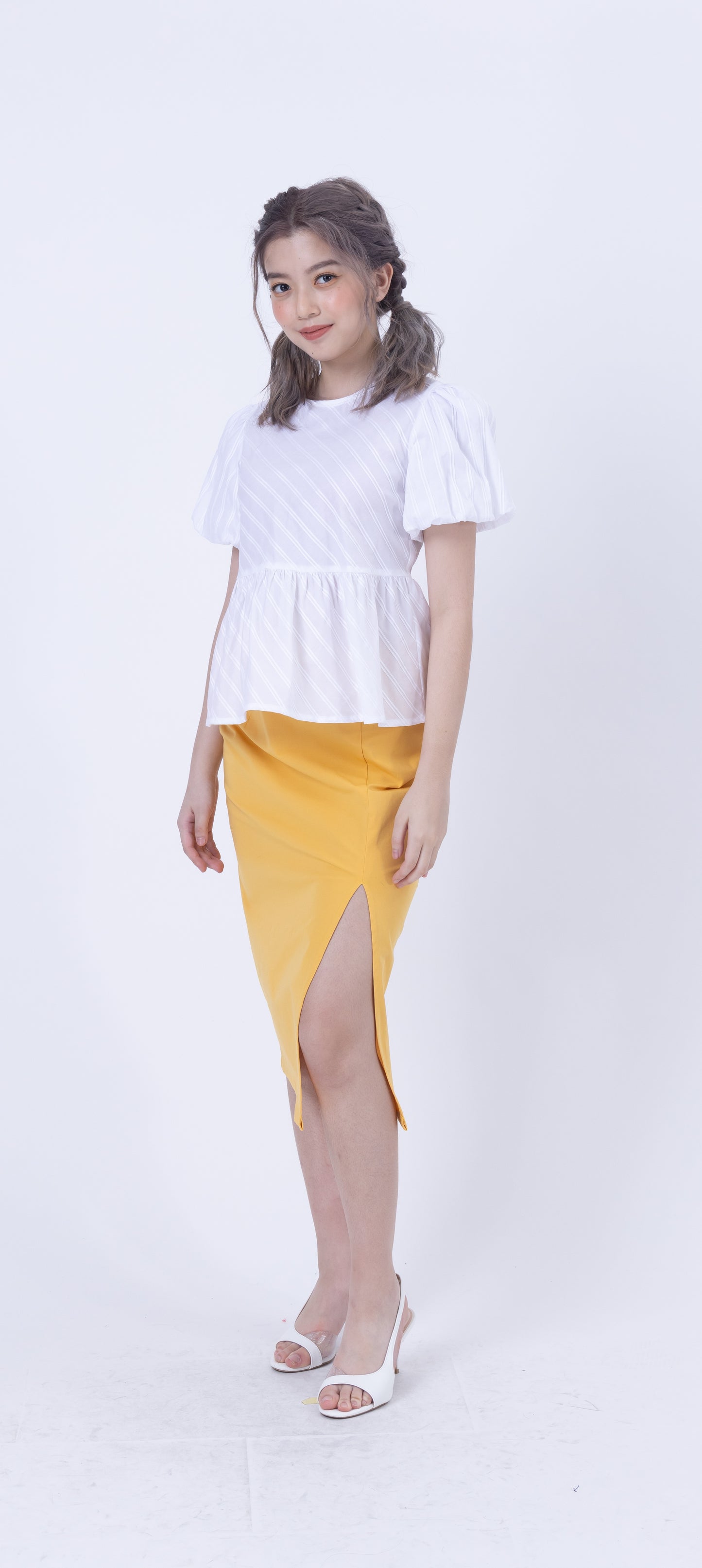 Balloon Sleeve With Gathered Waist Top