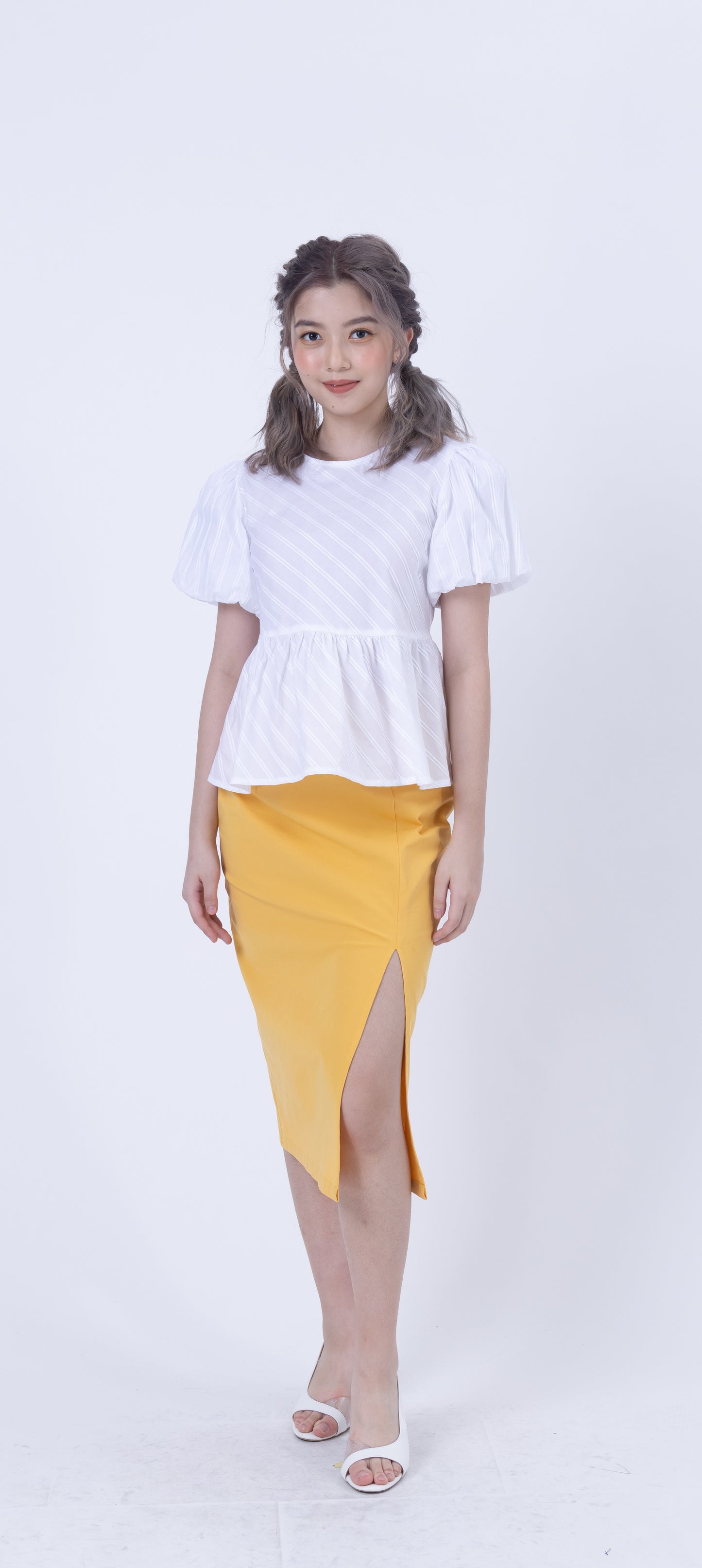 Balloon Sleeve With Gathered Waist Top